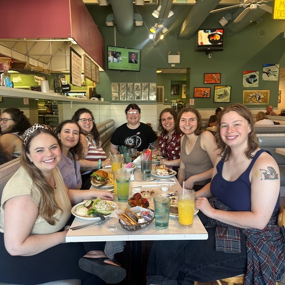 Meet your Posher, Madeline - Picture 4 of 10